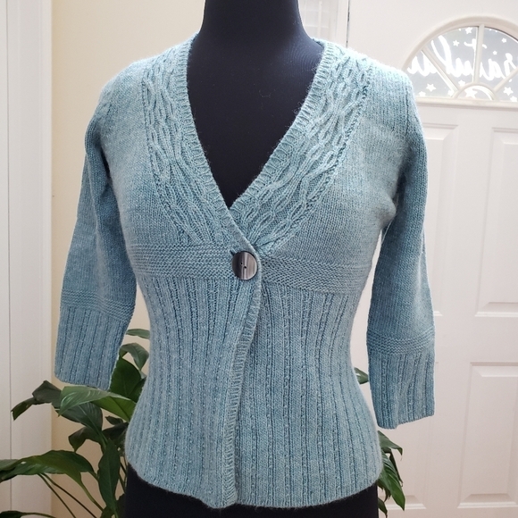 LOFT Sweaters - ANN TAYLOR LOFT Petites One Button Sweater See Description